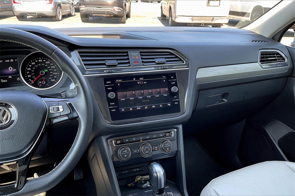2021 Volkswagen Tiguan 2.0T SE - Photo 17