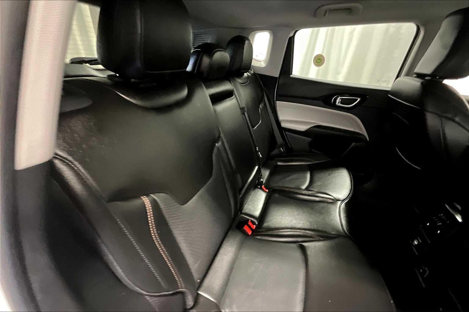 2022 Jeep Compass Limited - Photo 16