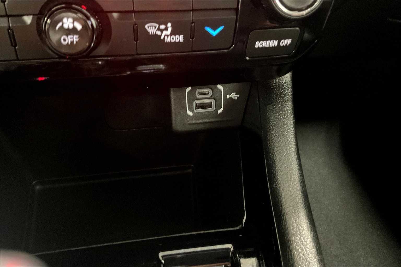 2022 Jeep Compass Limited - Photo 26