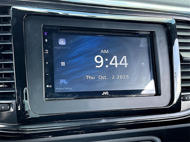 2019 Volkswagen Beetle 2.0T S - Photo 18