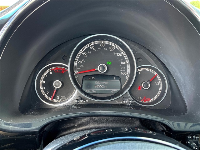 2019 Volkswagen Beetle 2.0T S - Photo 20