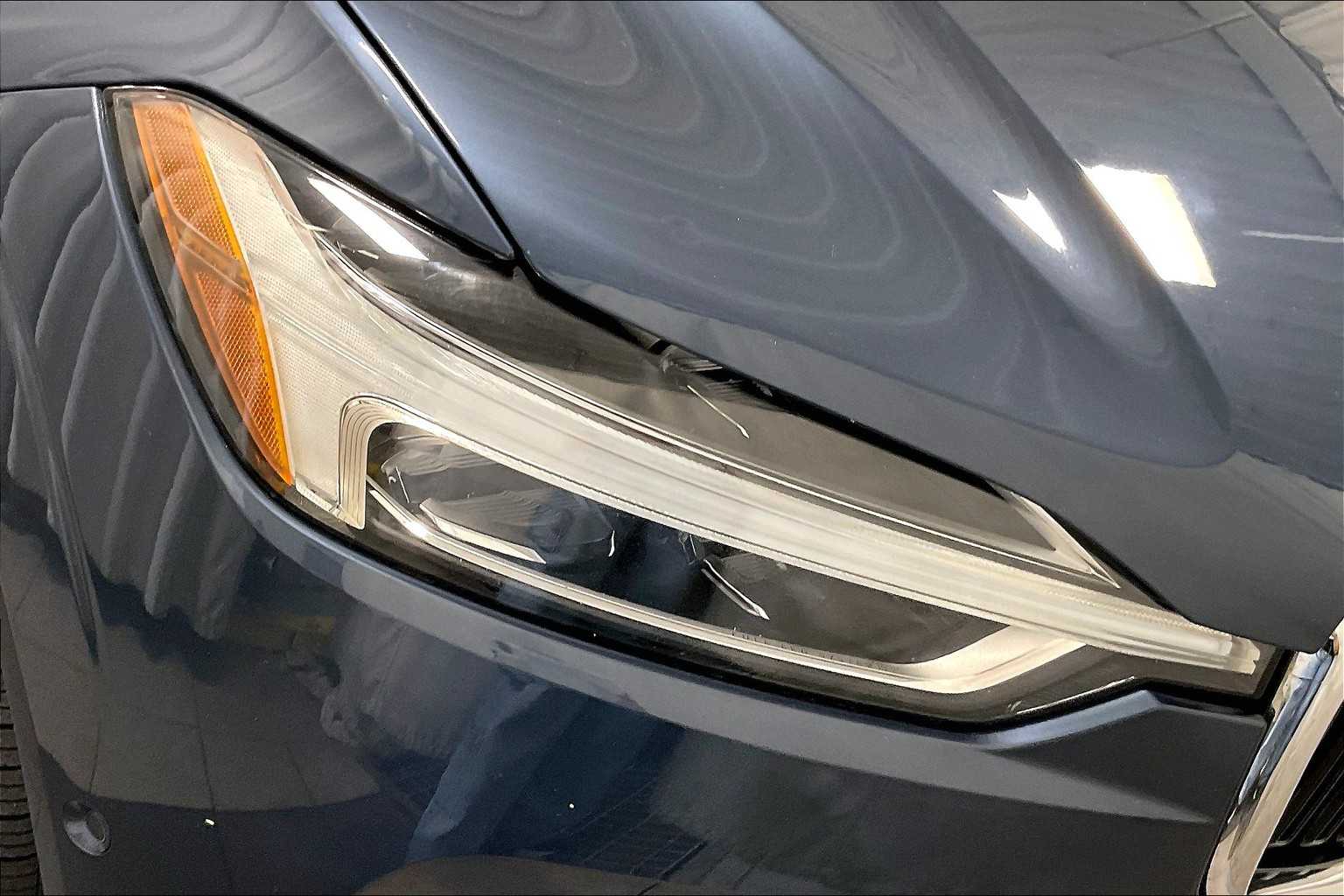2018 Volvo XC60 Momentum - Photo 33