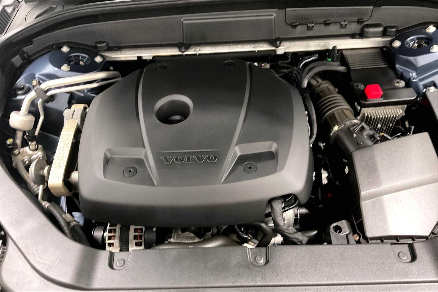 2018 Volvo XC60 Momentum - Photo 35