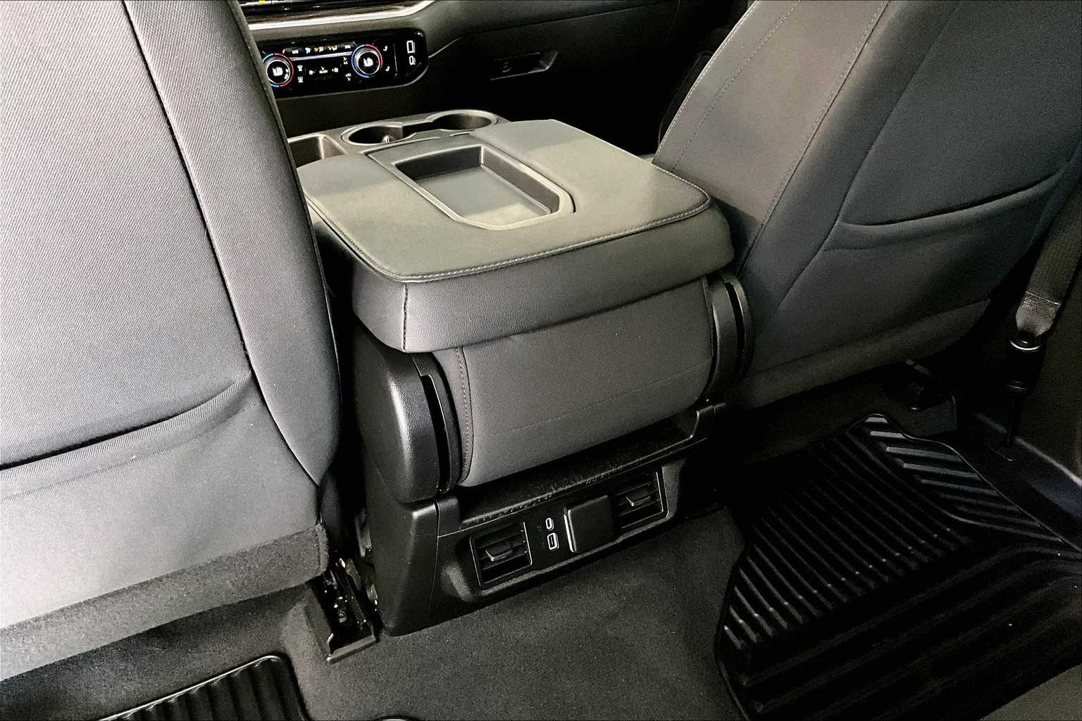 2022 Chevrolet Silverado 1500 LT - Photo 28