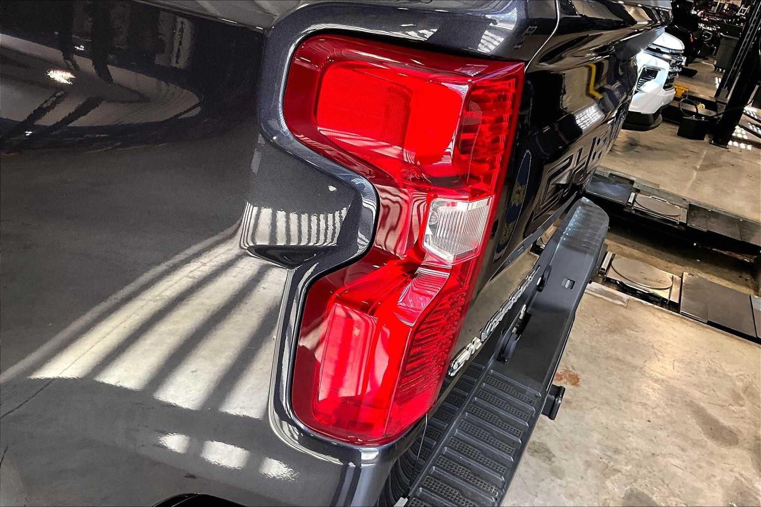2022 Chevrolet Silverado 1500 LT - Photo 35