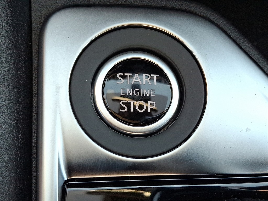 2025 Nissan Sentra SV - Photo 15