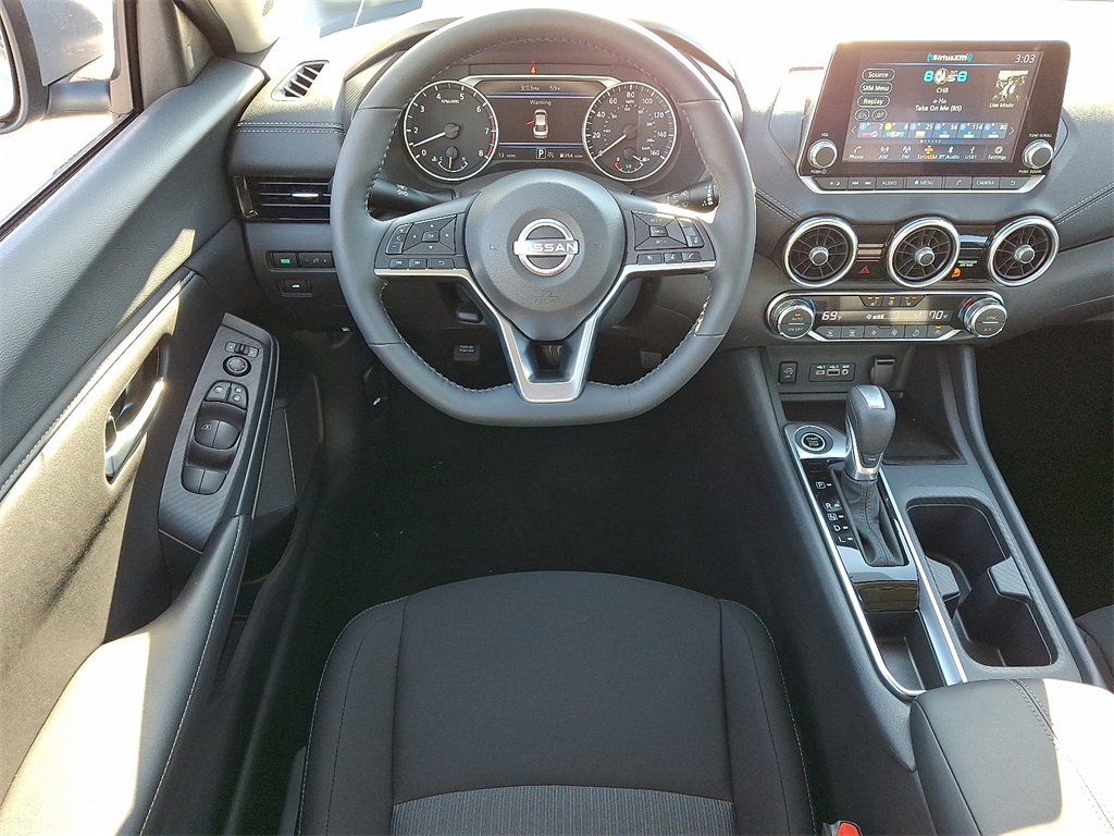 2025 Nissan Sentra SV - Photo 7