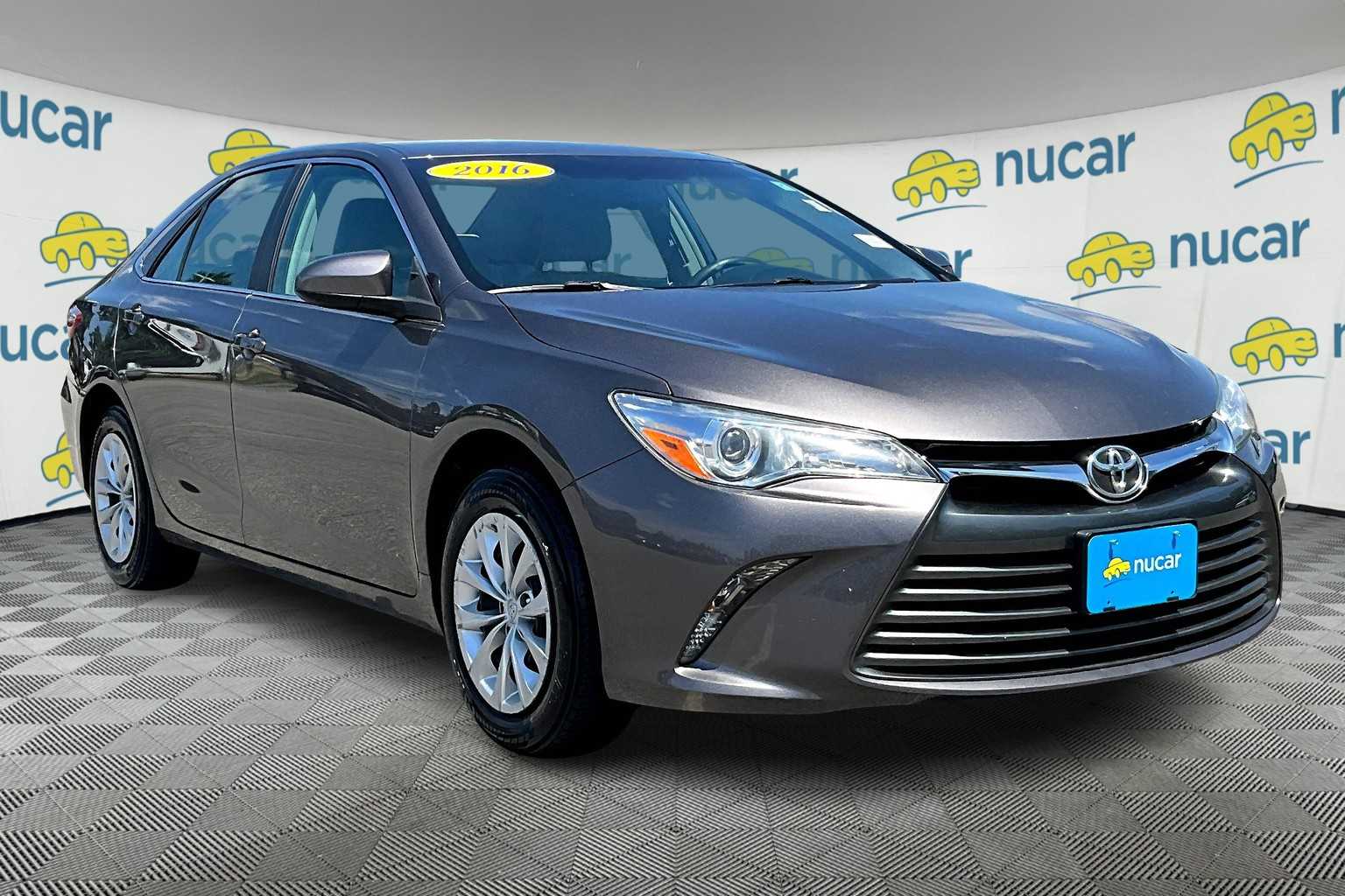 2016 Toyota Camry LE