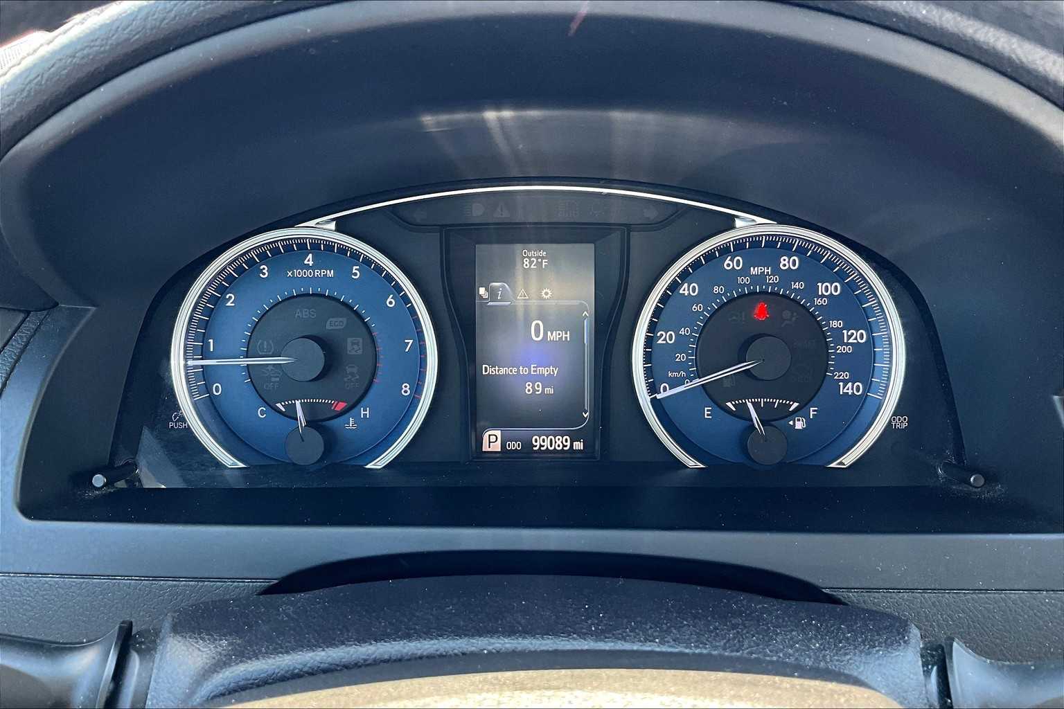 2016 Toyota Camry LE - Photo 25
