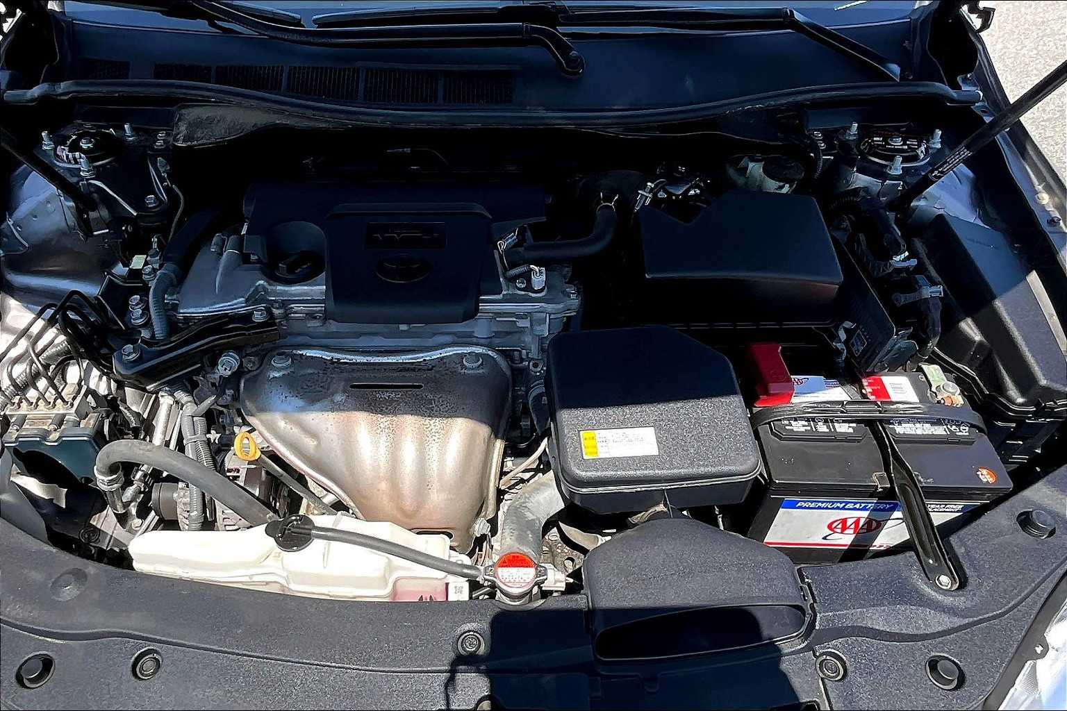 2016 Toyota Camry LE - Photo 29