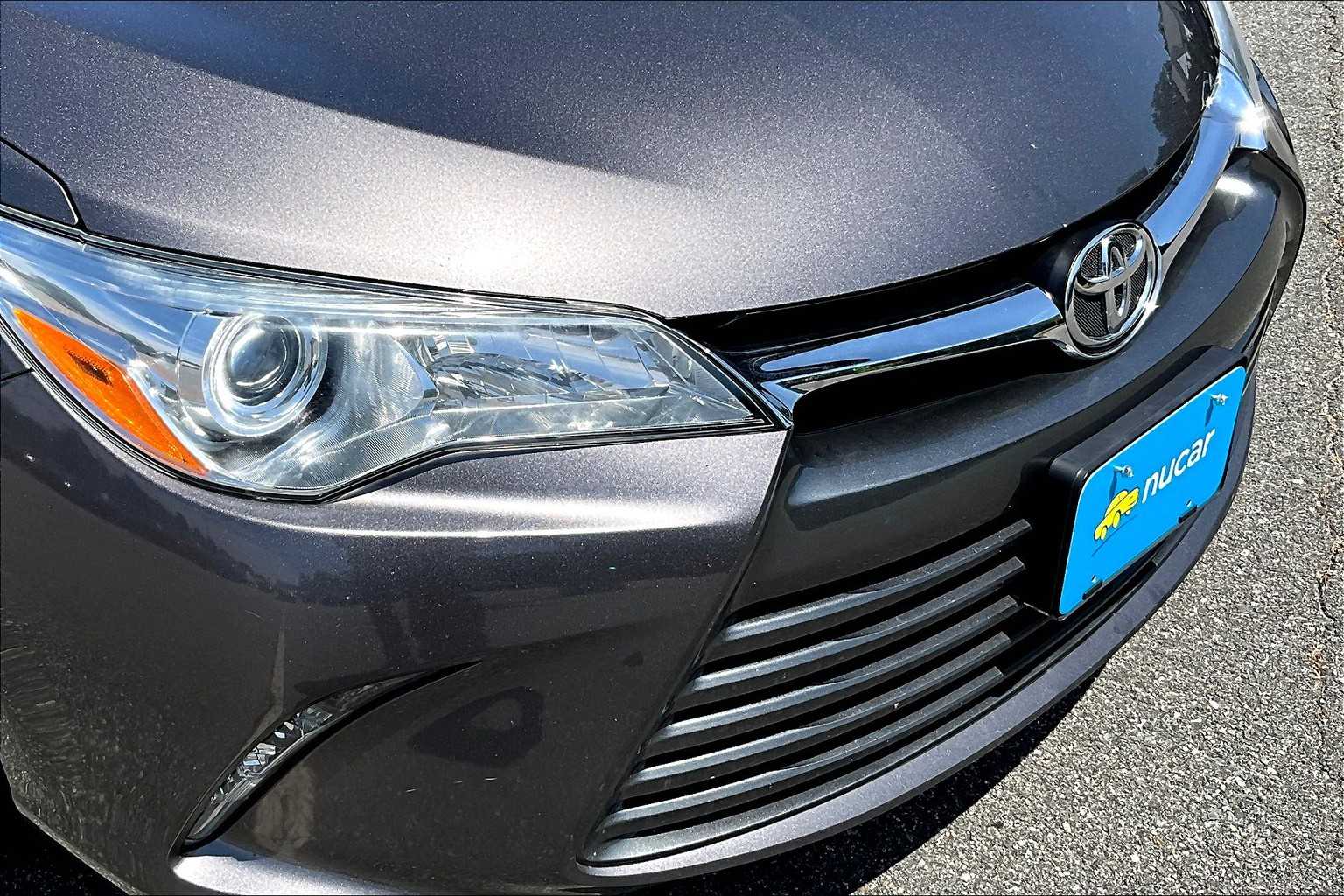 2016 Toyota Camry LE - Photo 31