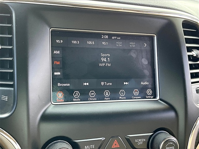 2020 Jeep Grand Cherokee Laredo E - Photo 24