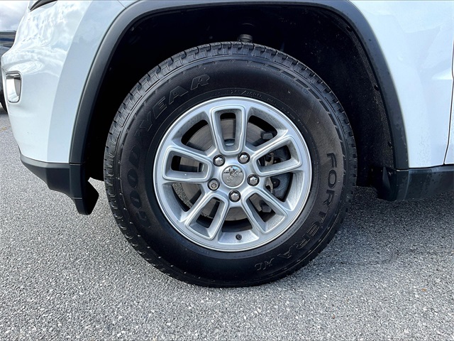 2020 Jeep Grand Cherokee Laredo E - Photo 7