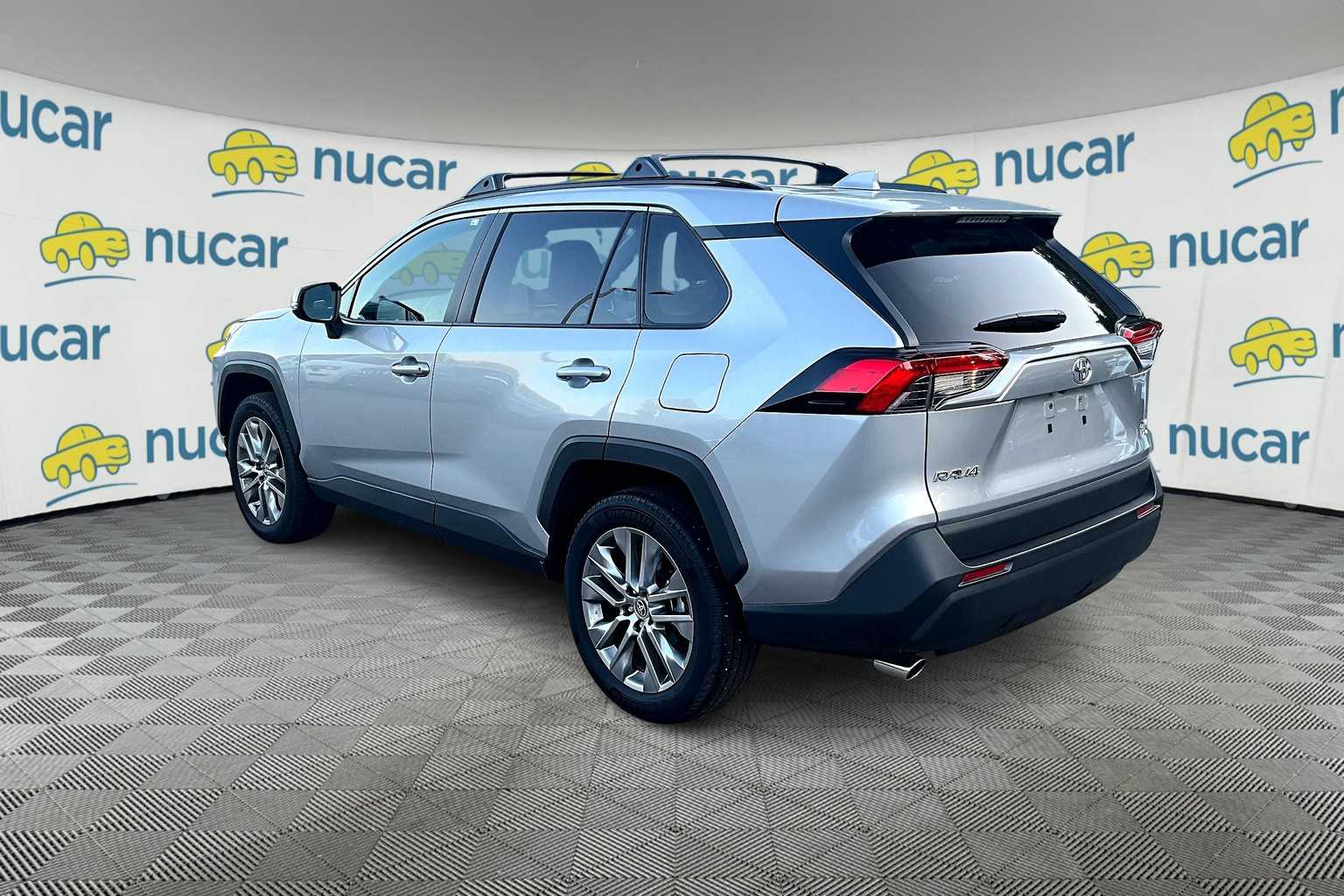 2025 Toyota RAV4 XLE Premium - Photo 3