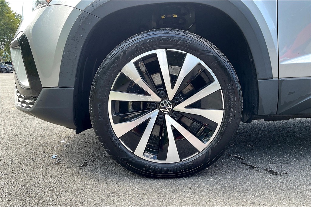 2023 Volkswagen Taos 1.5T SE - Photo 21