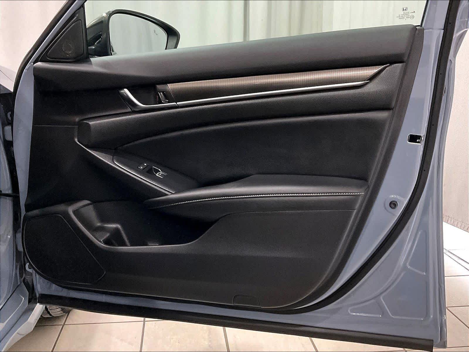 2022 Honda Accord Sport - Photo 12