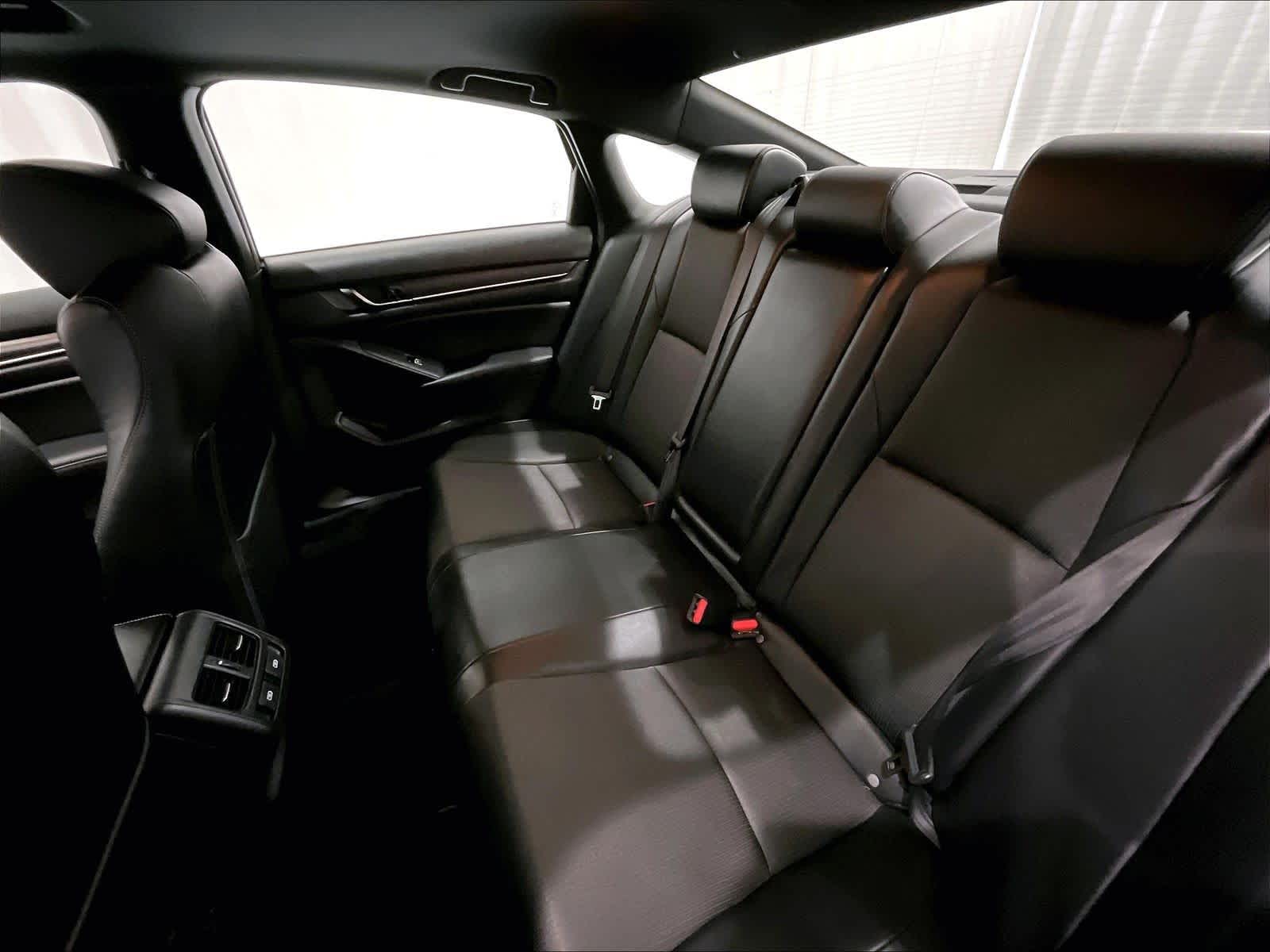 2022 Honda Accord Sport - Photo 15