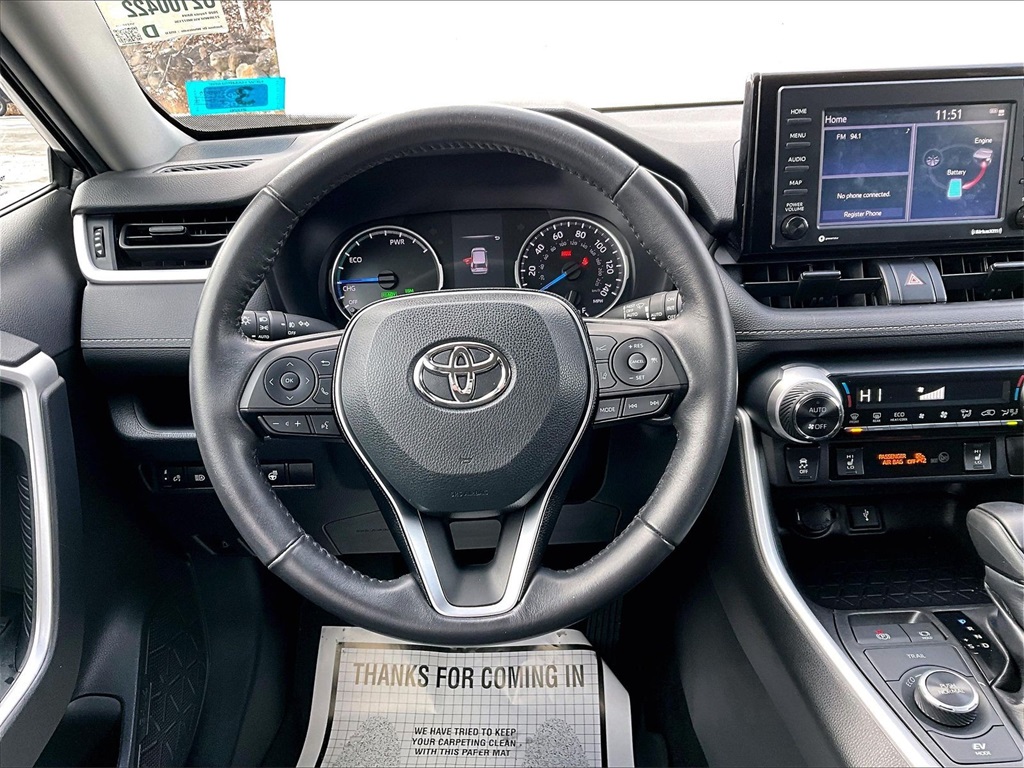 2020 Toyota RAV4 Hybrid XLE - Photo 17