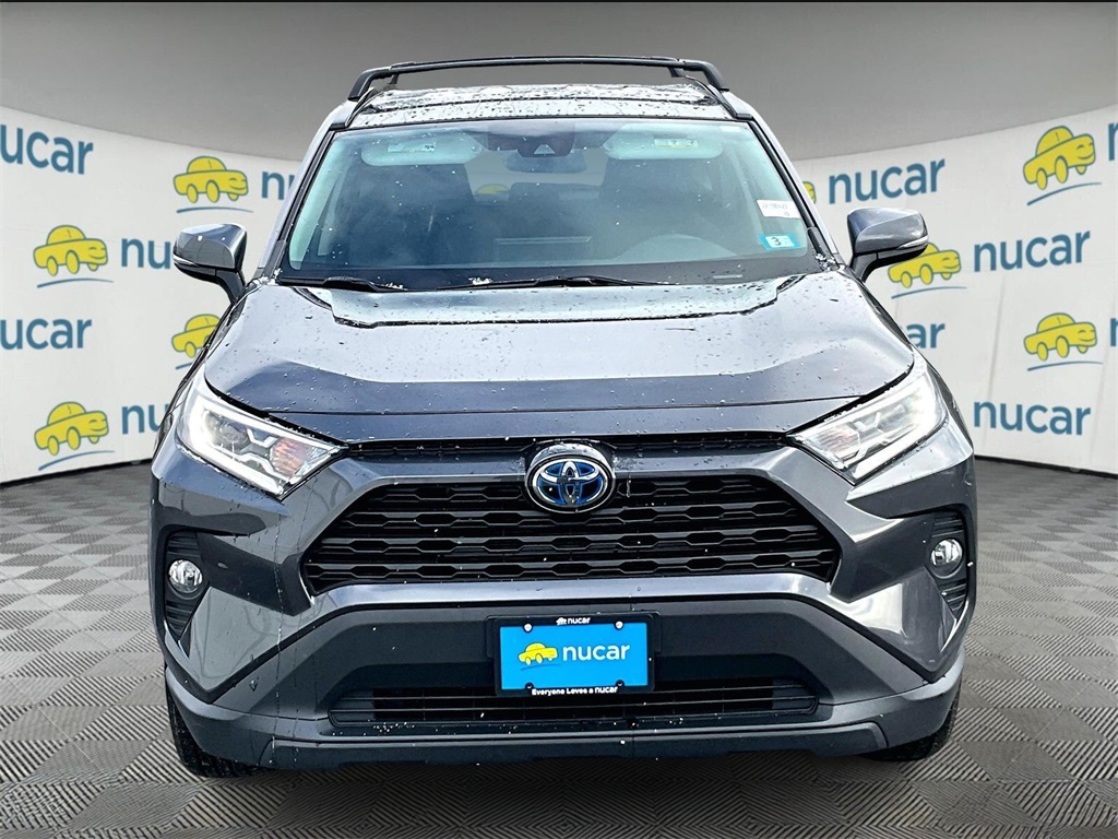 2020 Toyota RAV4 Hybrid XLE - Photo 2