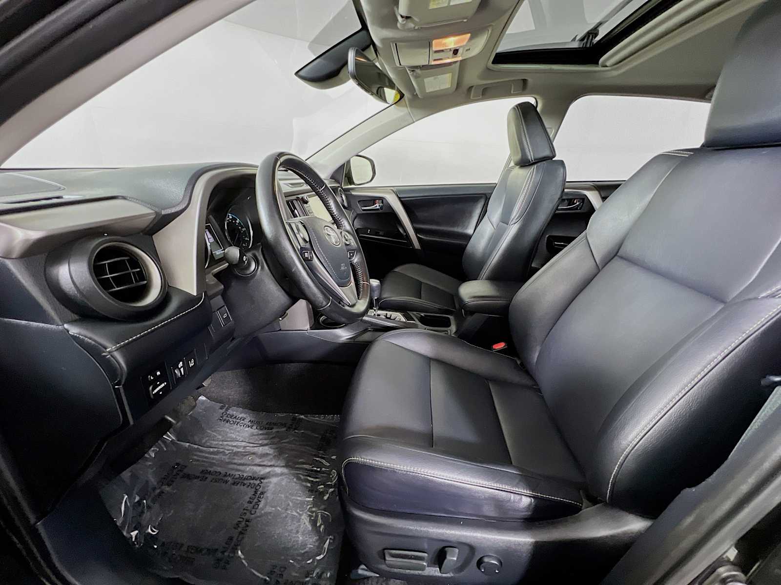 2018 Toyota RAV4 Hybrid Limited - Photo 21
