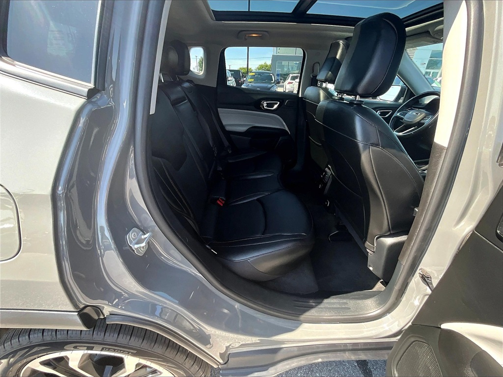 2022 Jeep Compass Limited - Photo 16