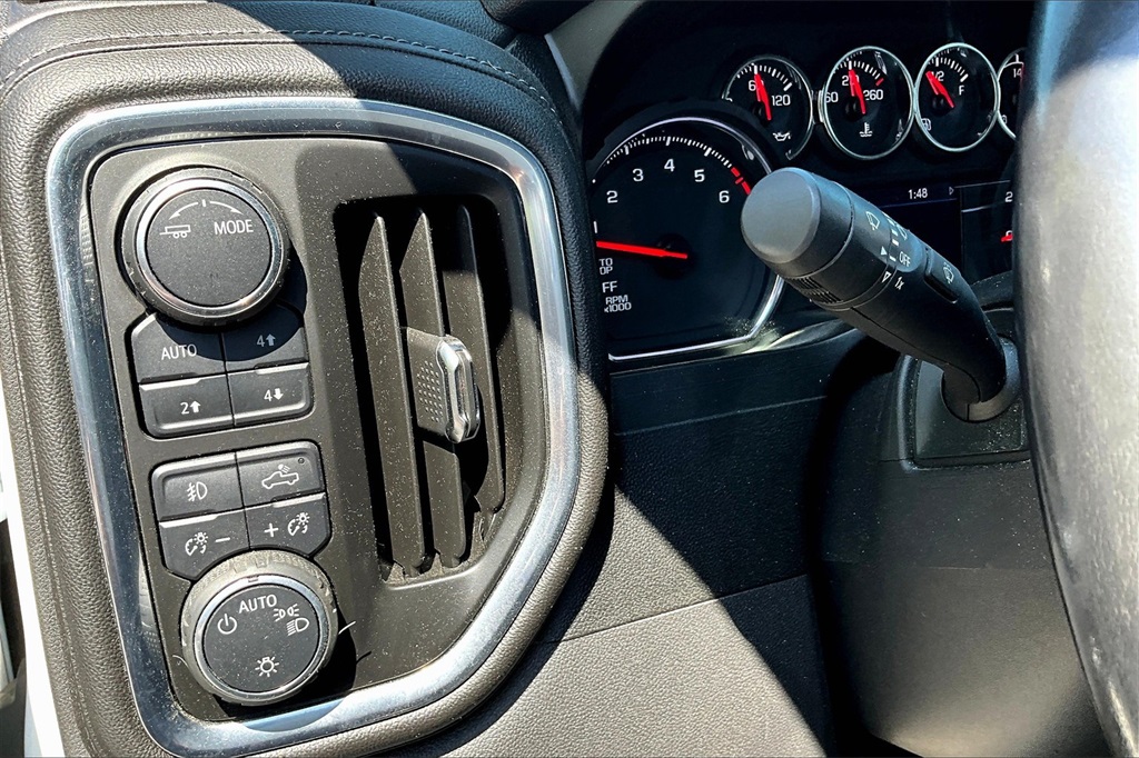 2020 Chevrolet Silverado 1500 RST - Photo 25