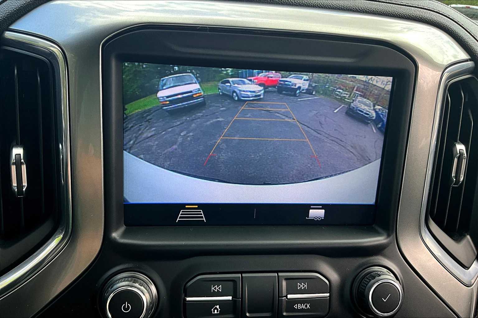 2021 Chevrolet Silverado 1500 LT Trail Boss - Photo 18