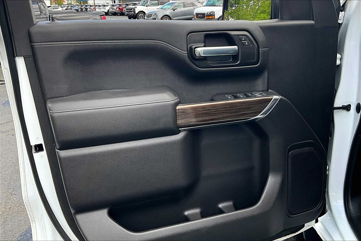 2021 Chevrolet Silverado 1500 LT Trail Boss - Photo 9