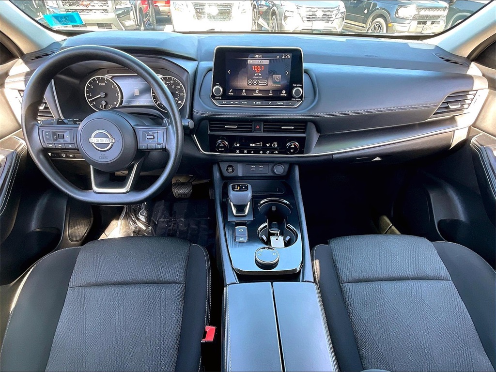 2024 Nissan Rogue SV - Photo 20