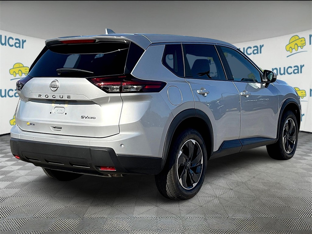 2024 Nissan Rogue SV - Photo 6