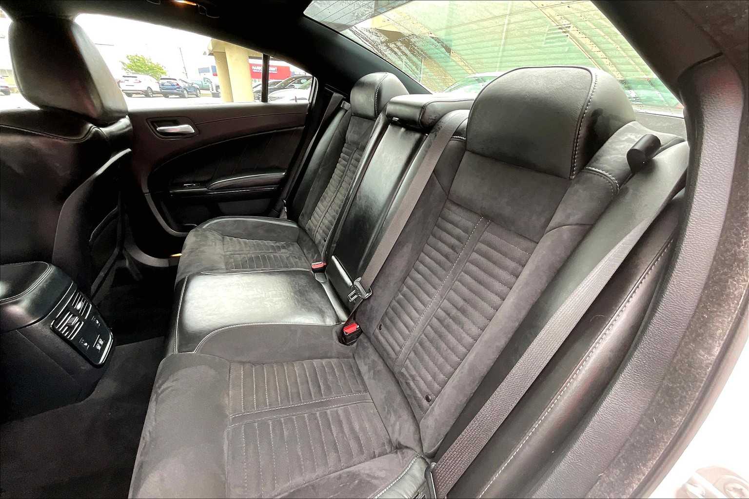 2020 Dodge Charger R/T - Photo 15