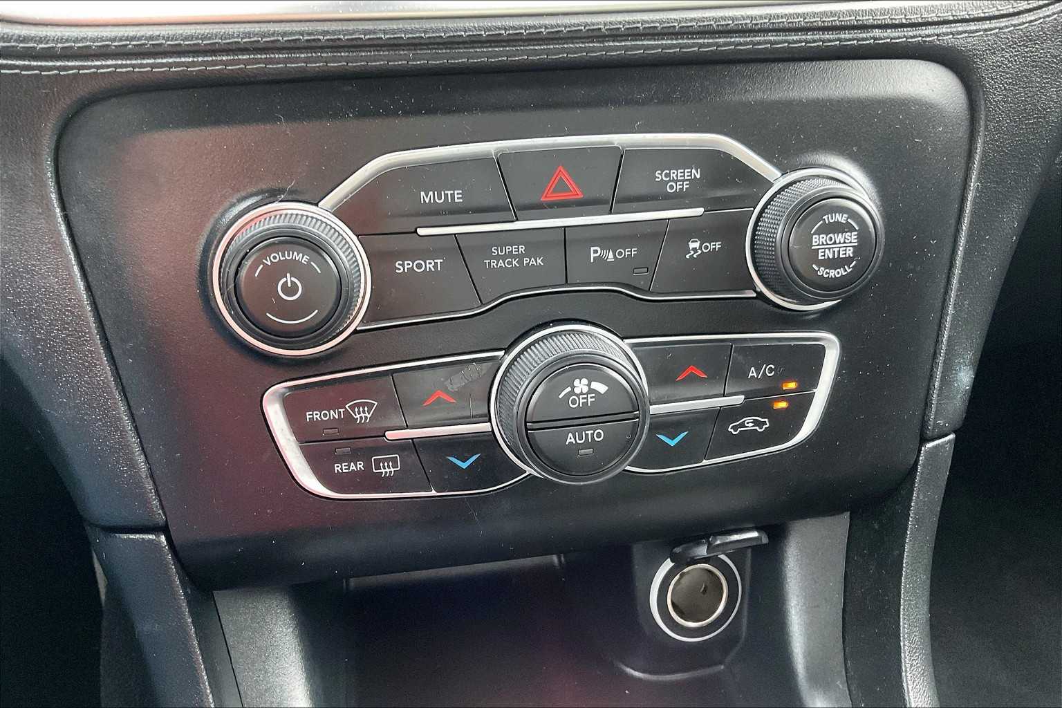 2020 Dodge Charger R/T - Photo 25
