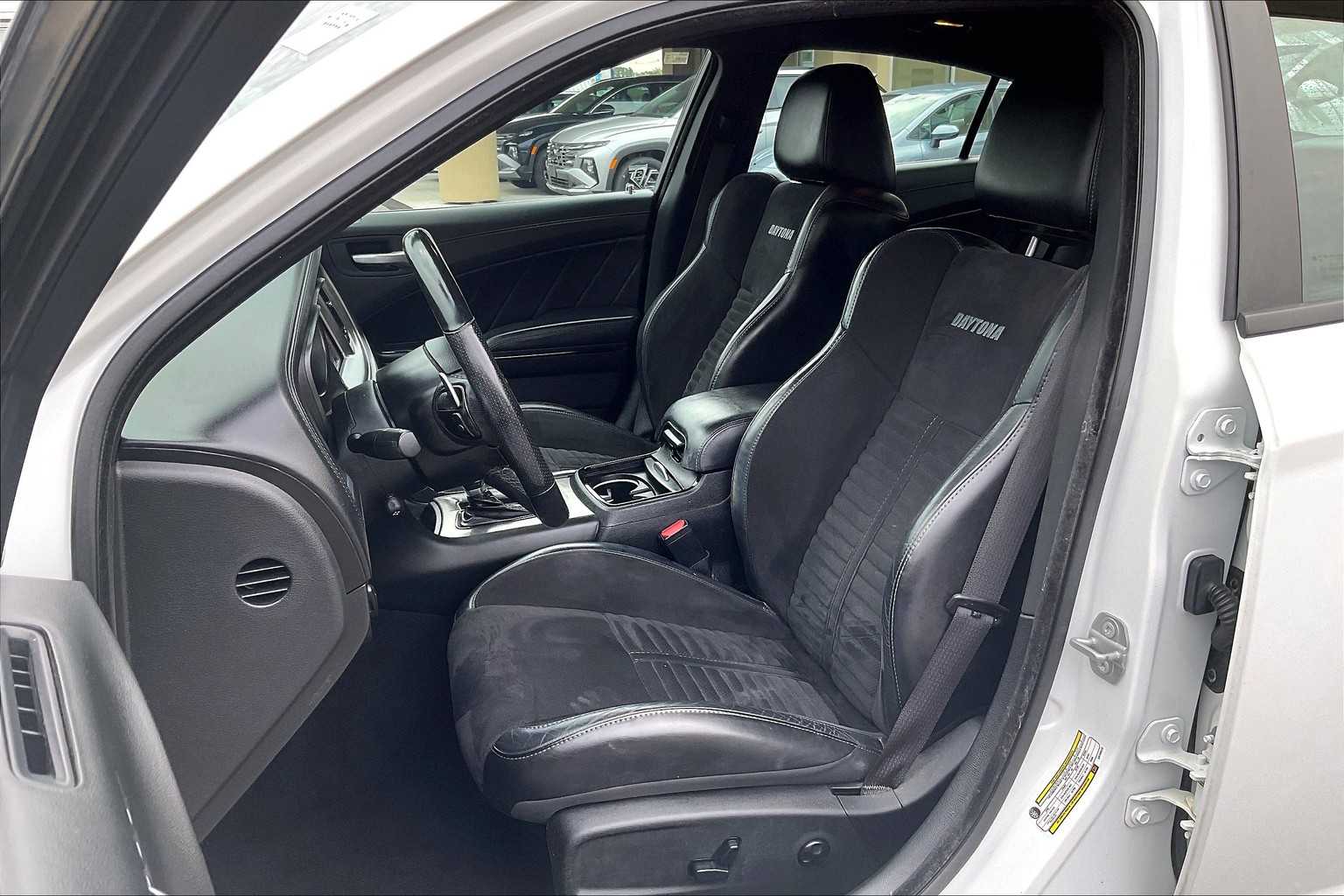 2020 Dodge Charger R/T - Photo 10