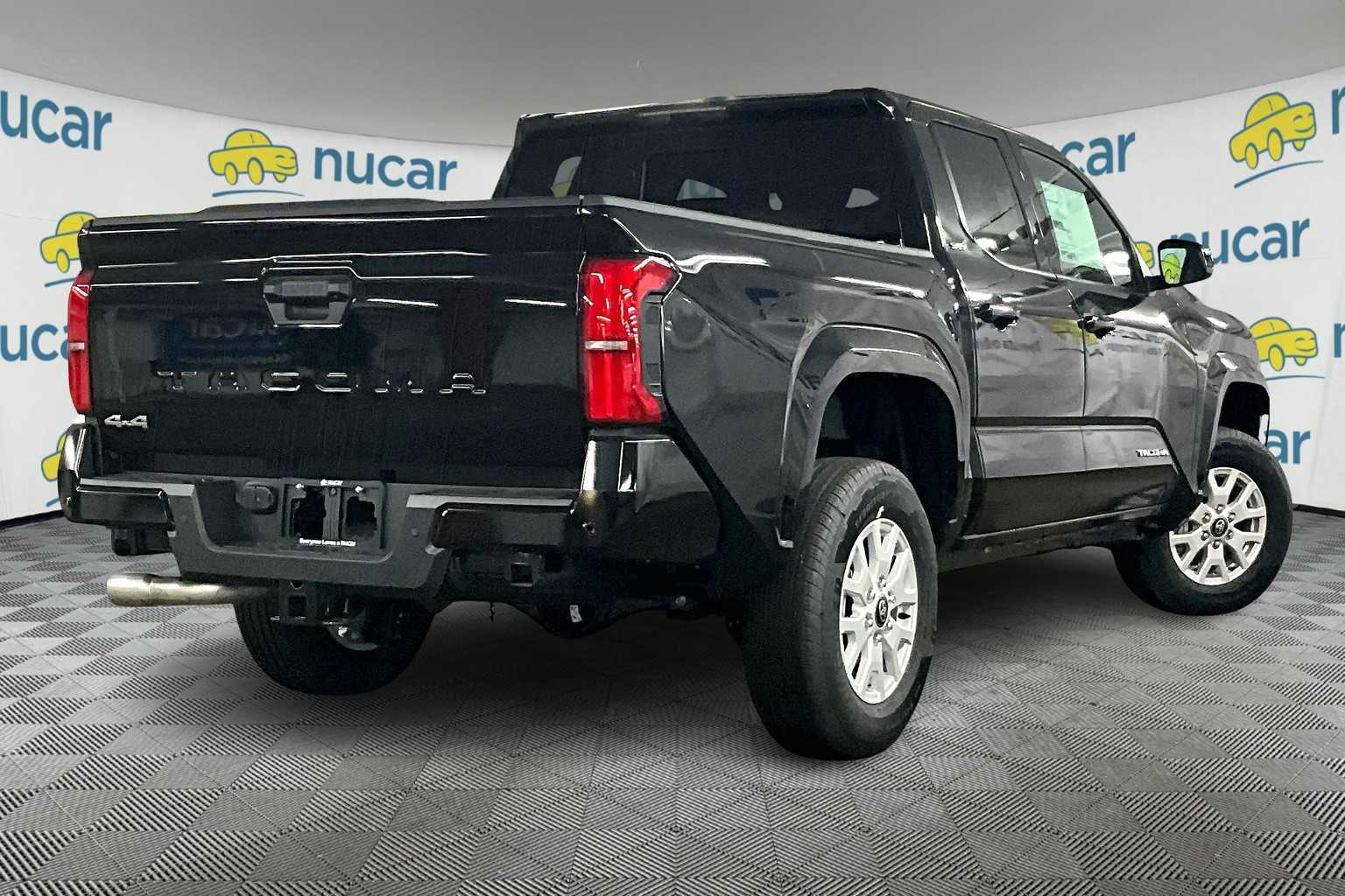 2025 Toyota Tacoma SR5 - Photo 7