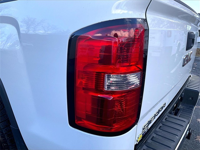 2015 GMC Sierra 1500 SLT - Photo 32