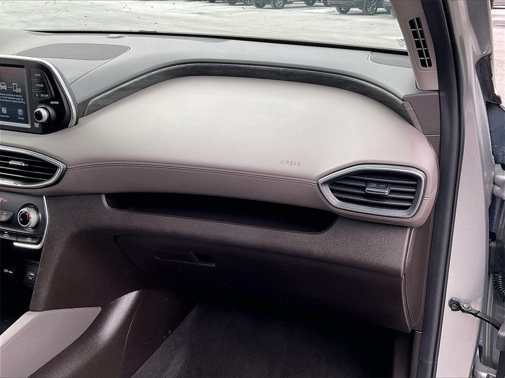 2020 Hyundai Santa Fe SE - Photo 12
