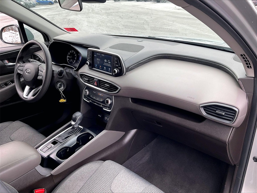 2020 Hyundai Santa Fe SE - Photo 13