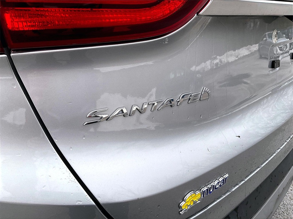 2020 Hyundai Santa Fe SE - Photo 26