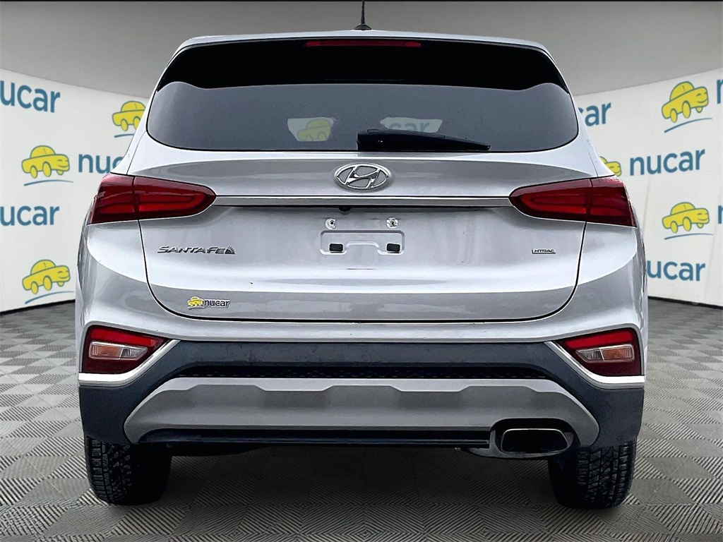 2020 Hyundai Santa Fe SE - Photo 5