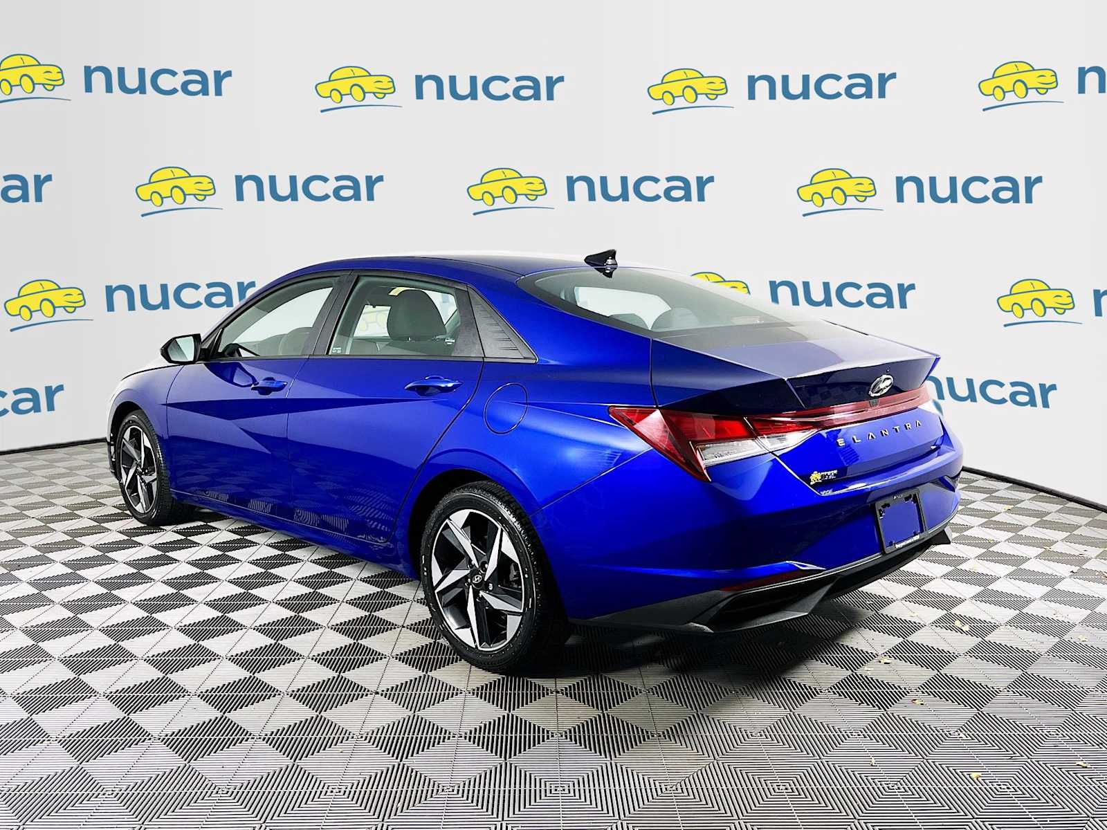 2023 Hyundai Elantra SEL - Photo 5