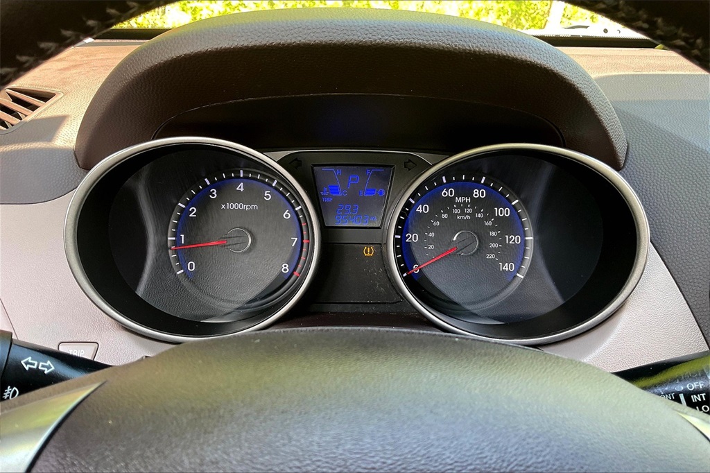 2011 Hyundai Tucson Limited - Photo 14