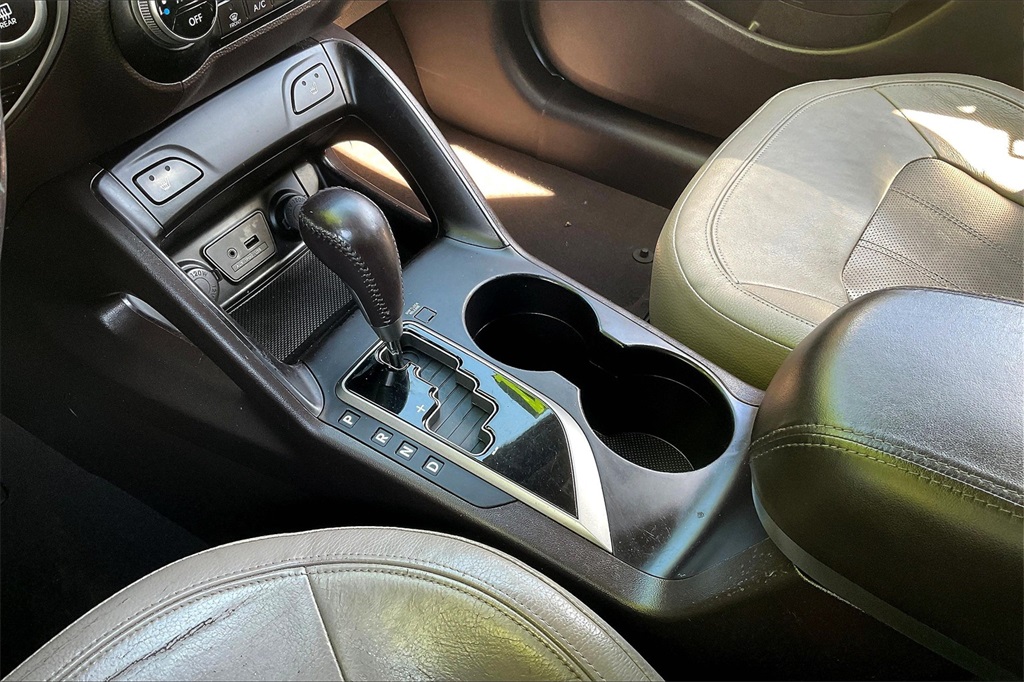 2011 Hyundai Tucson Limited - Photo 18