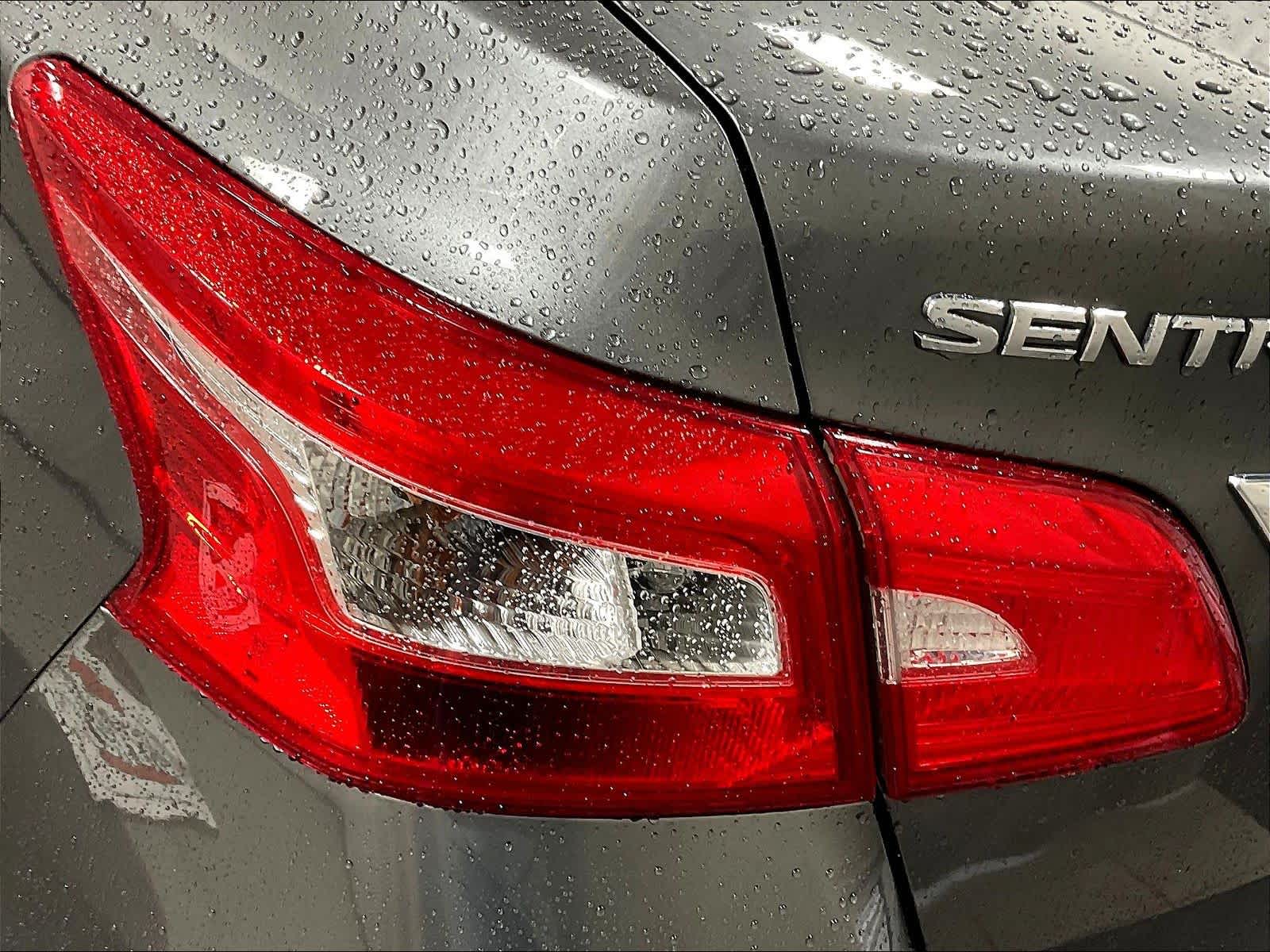 2018 Nissan Sentra SV - Photo 33
