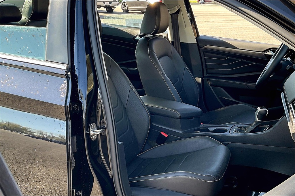 2022 Volkswagen Jetta 1.5T SEL - Photo 11