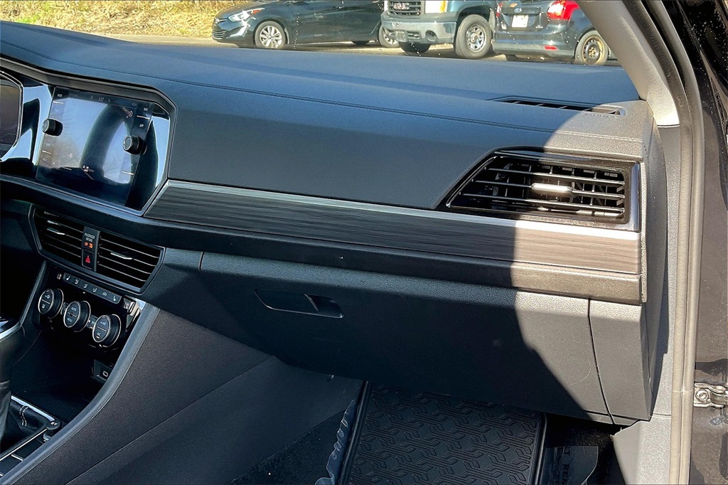 2022 Volkswagen Jetta 1.5T SEL - Photo 12