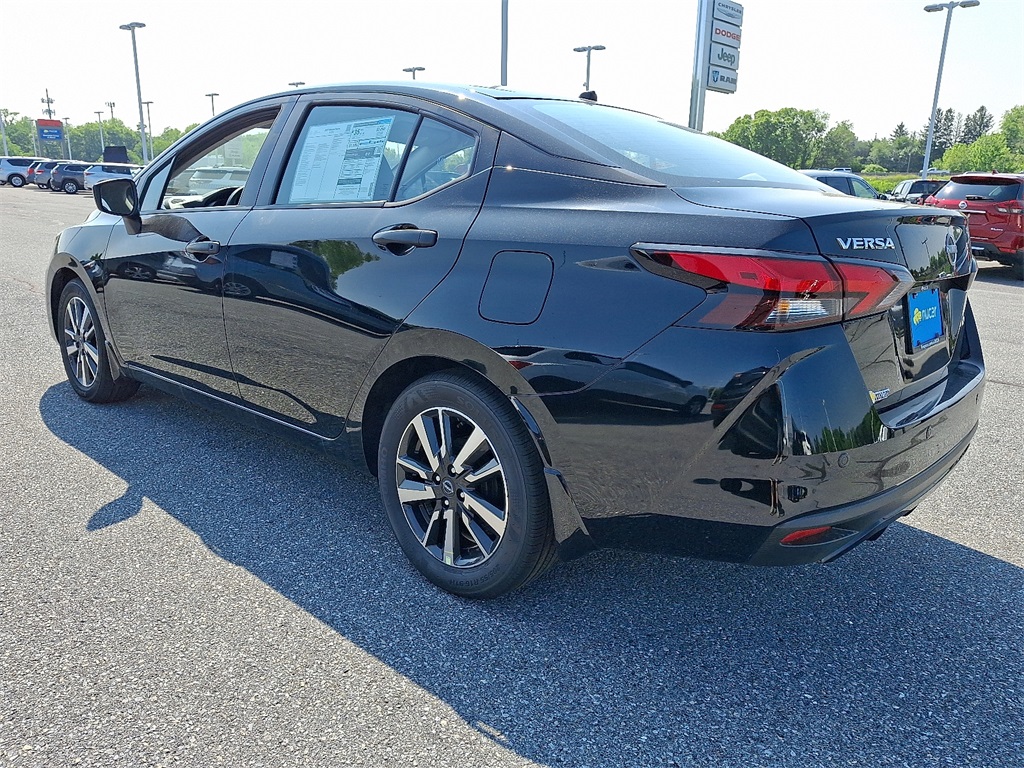 2025 Nissan Versa 1.6 S - Photo 3