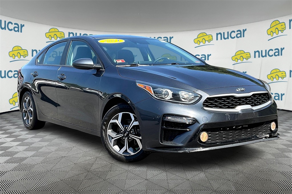 2021 Kia Forte LXS - Photo 1
