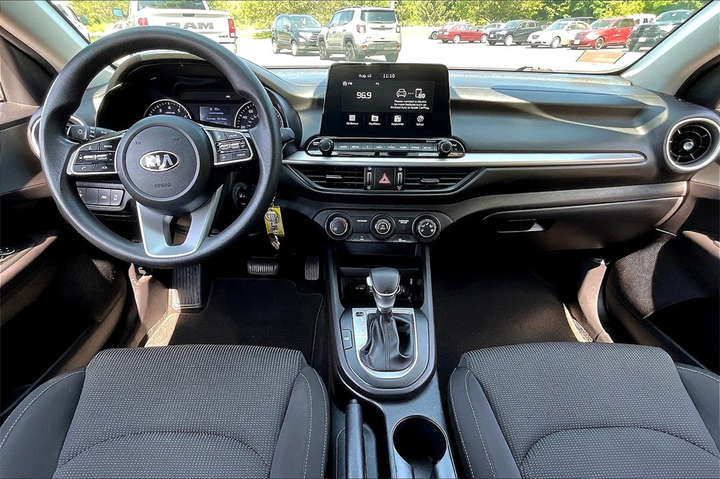 2021 Kia Forte LXS - Photo 21