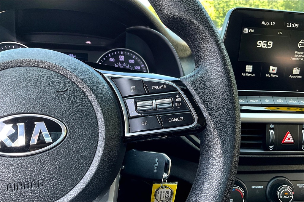 2021 Kia Forte LXS - Photo 24