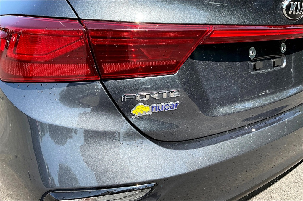 2021 Kia Forte LXS - Photo 27